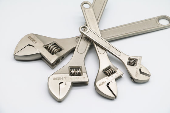 Auto Adjustable Universal Wrench Set Spanner  Double-Ended Non-Slip Ratchet